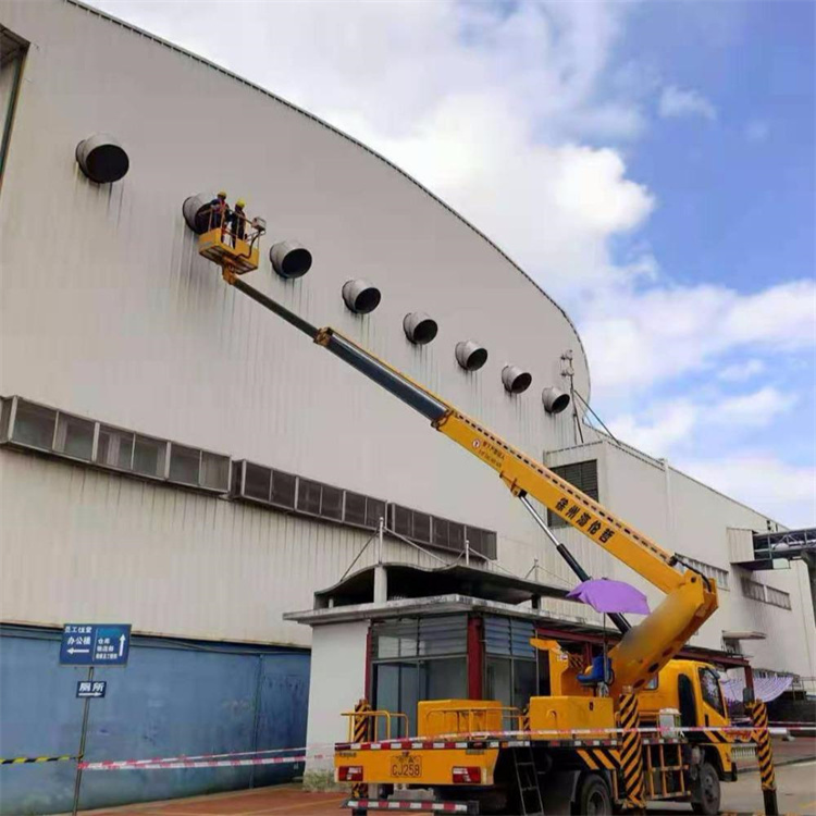 什运乡高空作业车出租服务：专业广告牌安装解决方案